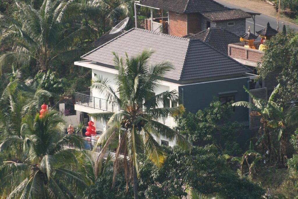 Rumah Riang Mayong Bagian luar foto